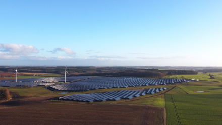 solceller og vindmøller