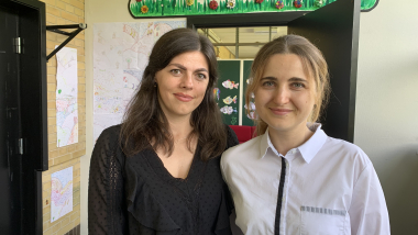 To ukrainske lærere på Skovvangskolen i Hammel