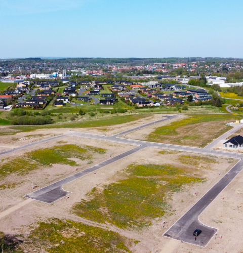Dronefoto af udstykning i Hammel